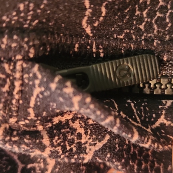 Lululemon Hooded Define Jacket Hoodie Nulu 8 Landscape Spanish Rose Black Lace - Picture 9 of 11